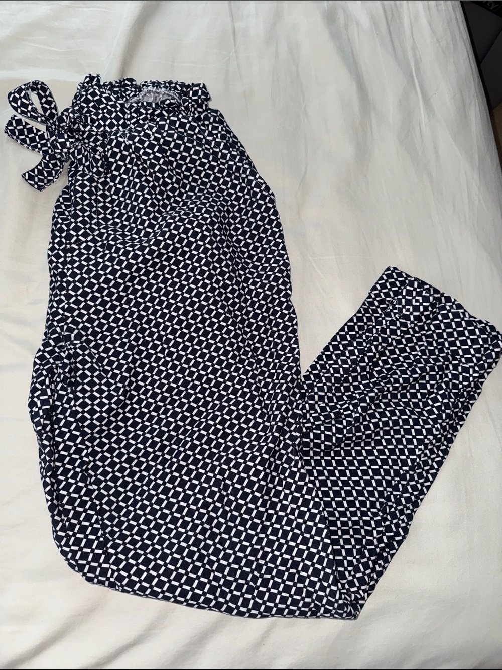 Streetwear Society Women's Large Navy & White Geometric Paperbag Waist Pants